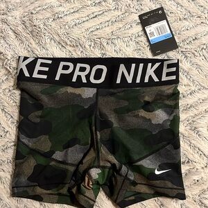 Camouflage Nike Pro Shorts - Never Worn - Medium